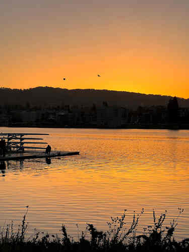 2022-04-05-08.47.14-lake-merritt-sunrise